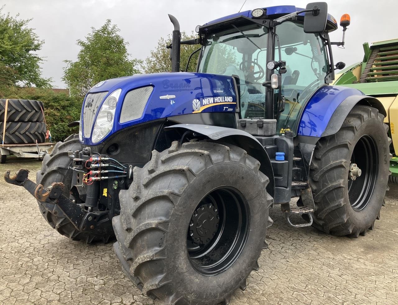 Traktor des Typs New Holland T7.220 AC, Gebrauchtmaschine in Middelfart (Bild 1)