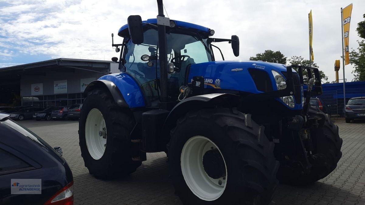 Traktor des Typs New Holland T7.220 AC, Gebrauchtmaschine in Altenberge (Bild 4)