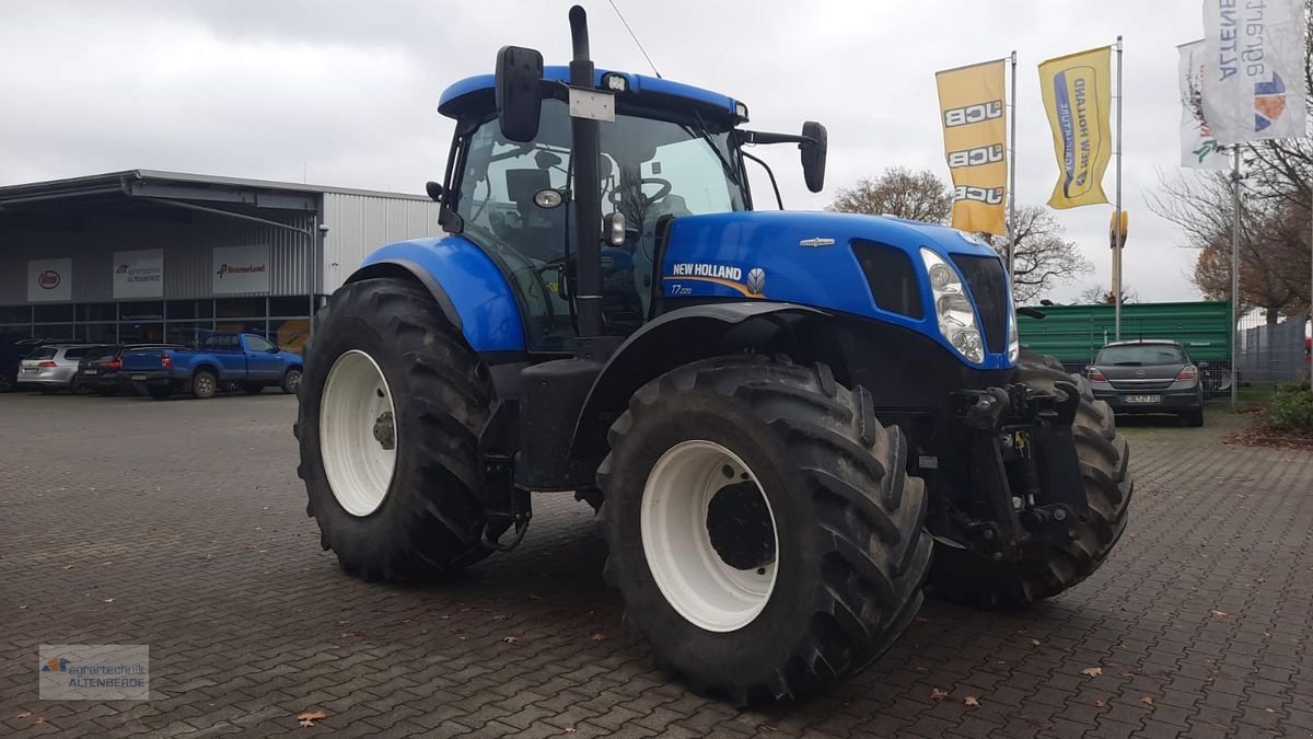 Traktor van het type New Holland T7.220 AC, Gebrauchtmaschine in Altenberge (Foto 4)