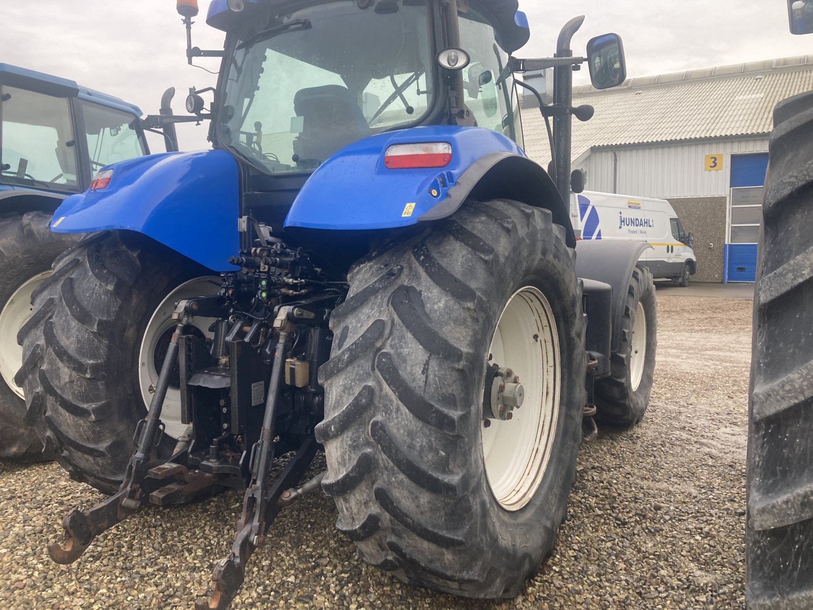 Traktor of the type New Holland T7.220 CLASSIC, Gebrauchtmaschine in Thisted (Picture 4)