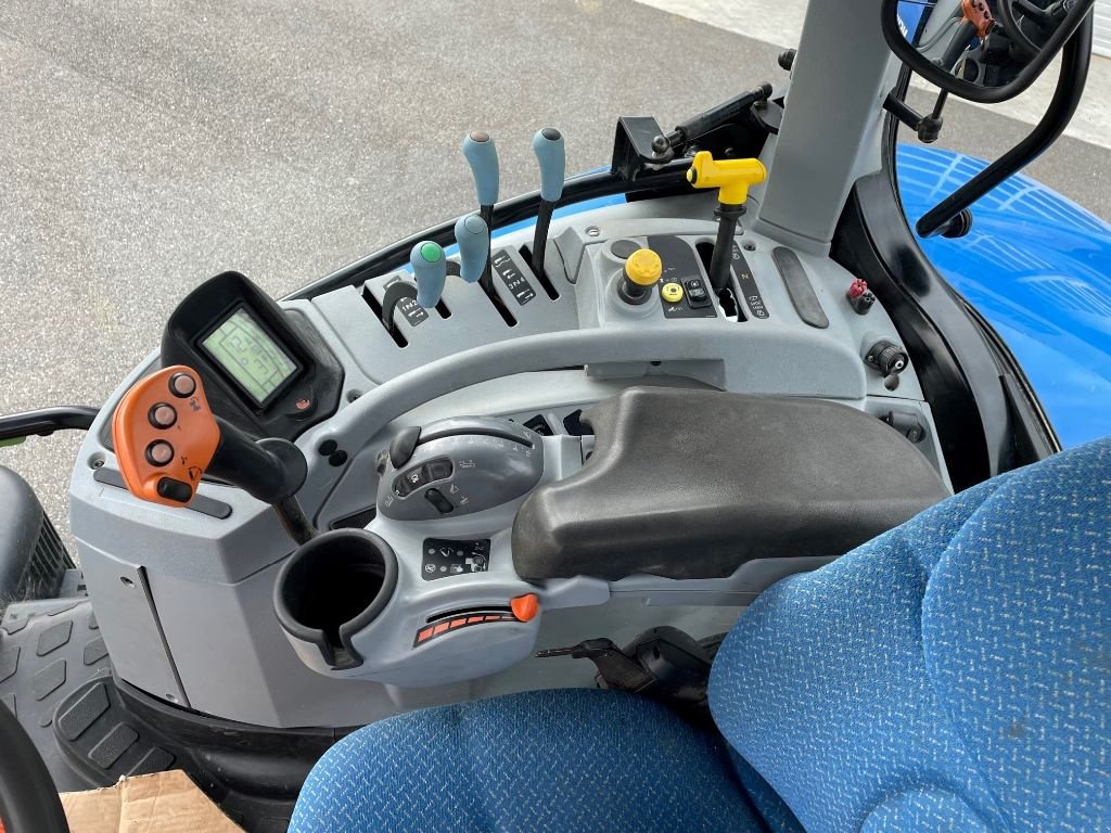 Traktor a típus New Holland T7.220 PC, Gebrauchtmaschine ekkor: Montauban (Kép 11)