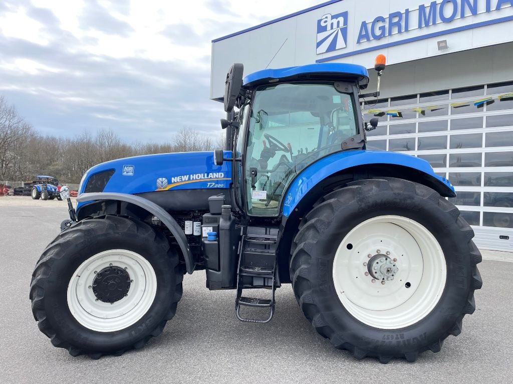 Traktor typu New Holland T7.220 PC, Gebrauchtmaschine v Montauban (Obrázek 4)