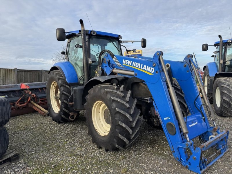 Traktor van het type New Holland T7.220, Gebrauchtmaschine in Hadsten (Foto 1)