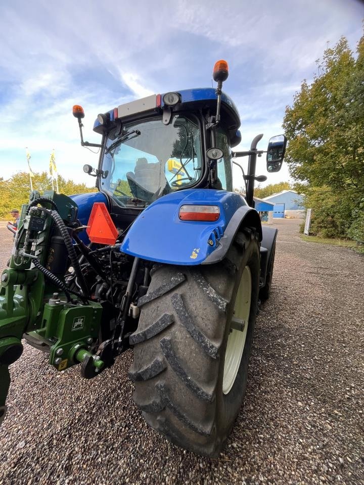 Traktor van het type New Holland T7.220, Gebrauchtmaschine in Maribo (Foto 3)