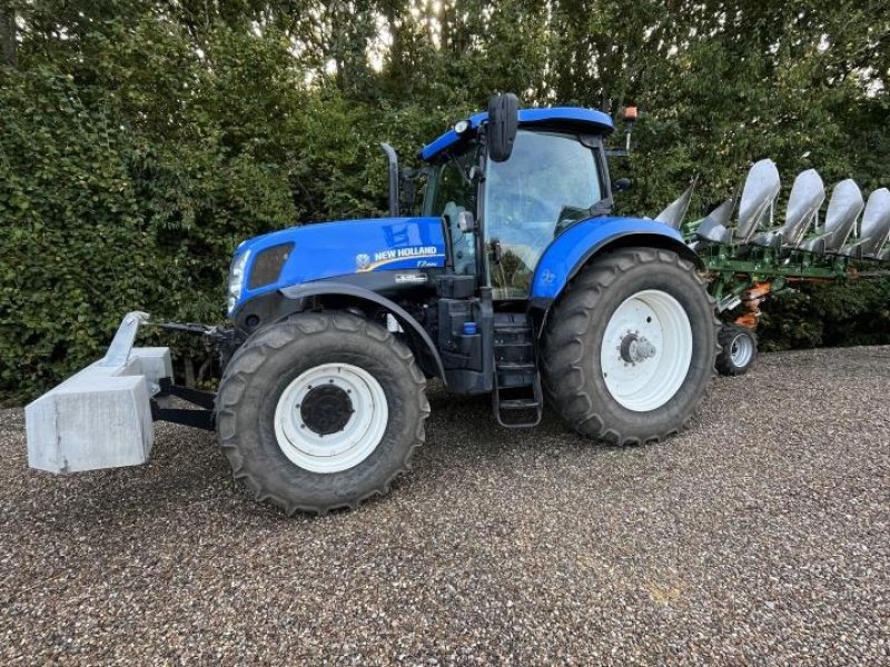 Traktor des Typs New Holland T7.220, Gebrauchtmaschine in Maribo (Bild 1)