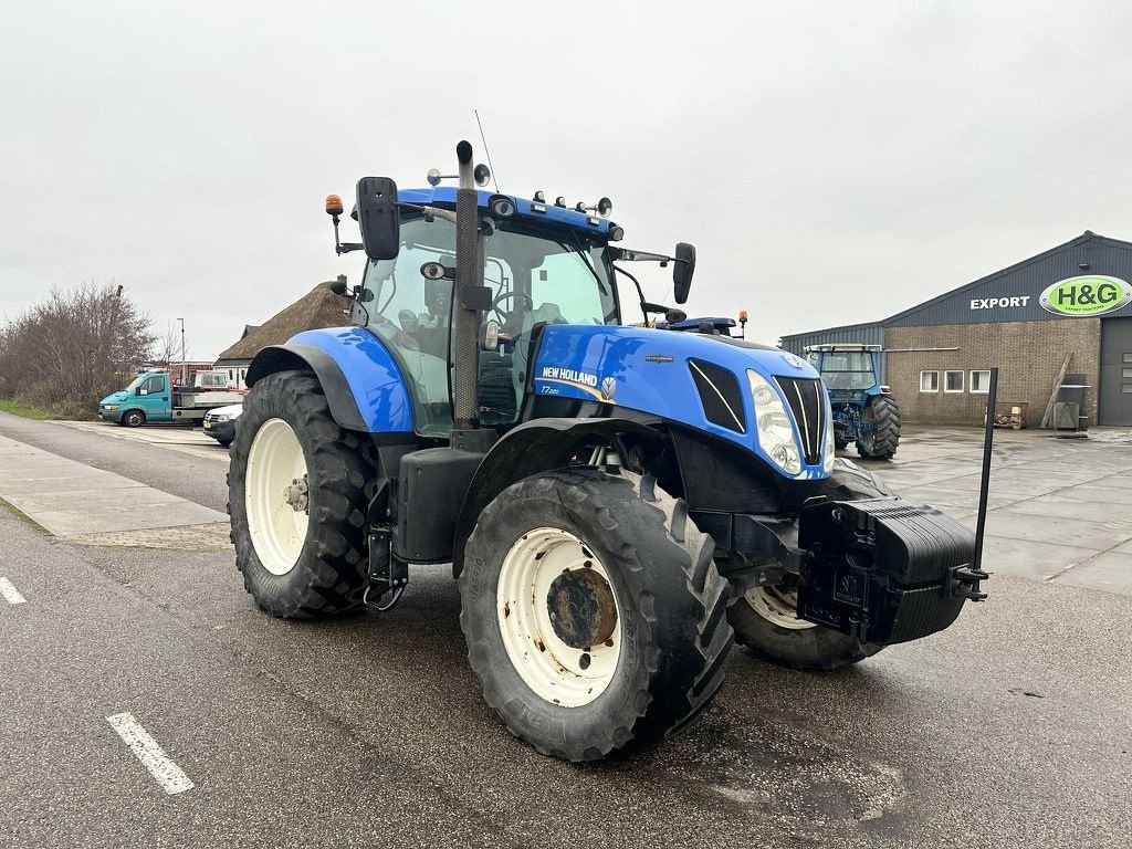 Traktor tip New Holland T7.220, Gebrauchtmaschine in Callantsoog (Poză 4)