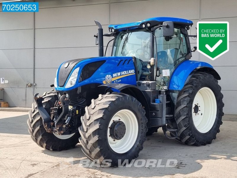 Traktor del tipo New Holland T7.225 AC 4X4 Front PTO, Gebrauchtmaschine en Veghel (Imagen 1)