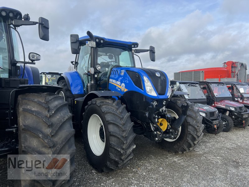 Traktor a típus New Holland T7.225 AC, Neumaschine ekkor: Bad Waldsee Mennisweiler (Kép 1)