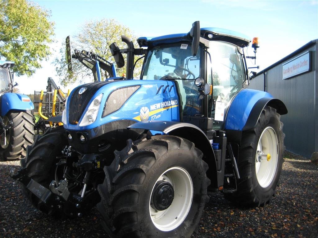 Traktor typu New Holland T7.225 AC, Gebrauchtmaschine w Glamsbjerg (Zdjęcie 2)