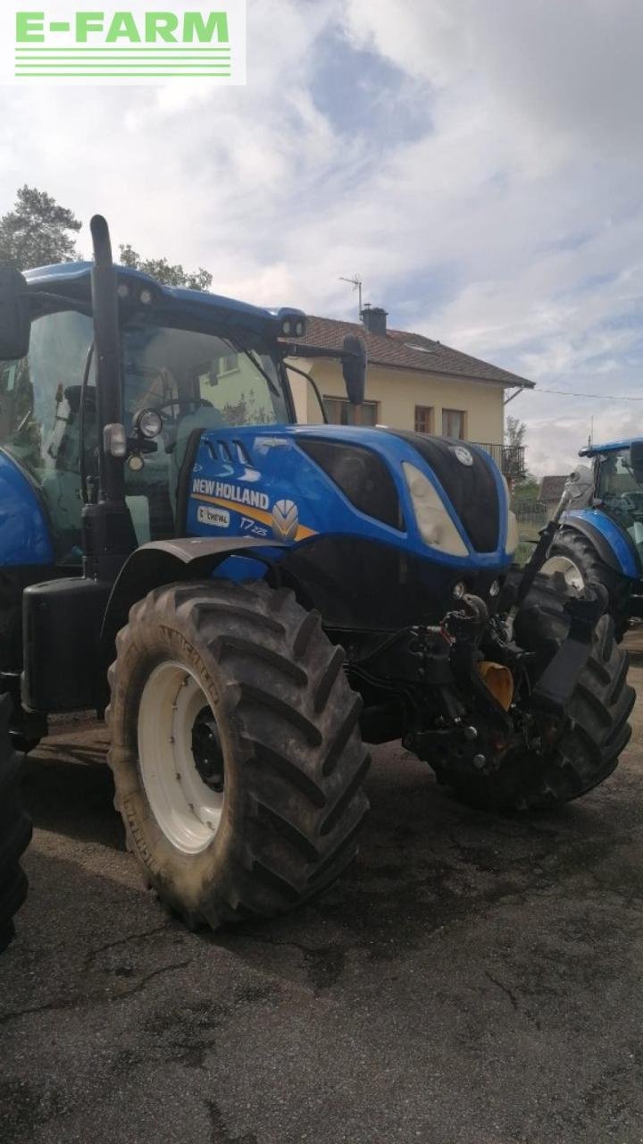 Traktor tip New Holland t7.225 ac, Gebrauchtmaschine in CHAUVONCOURT (Poză 1)