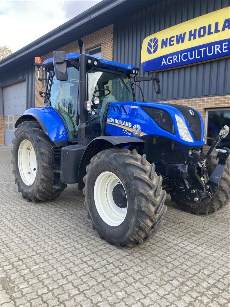 Traktor typu New Holland T7.225 AC, Gebrauchtmaschine w Stenstrup (Zdjęcie 1)