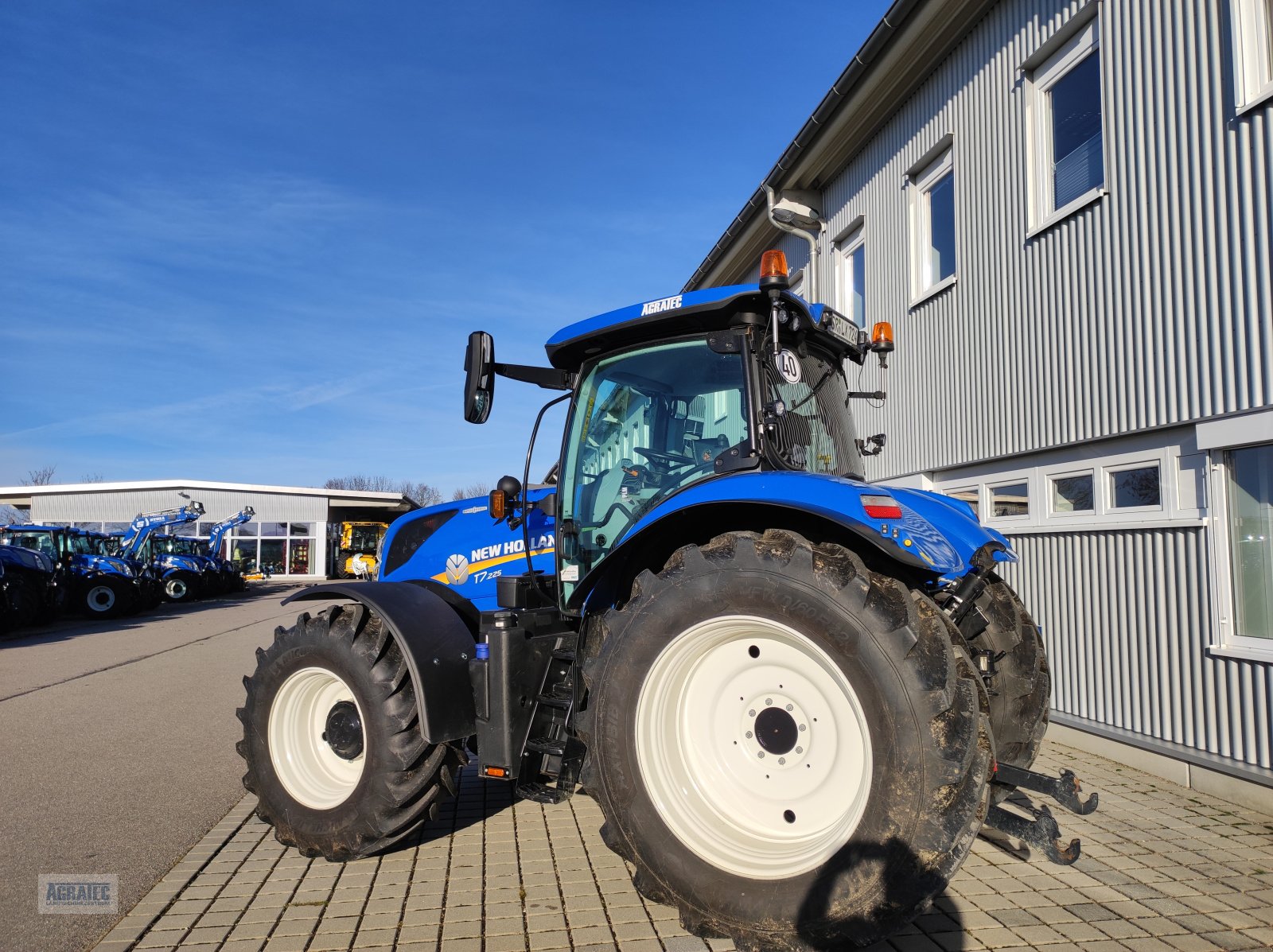 Traktor typu New Holland T7.225 AC, Gebrauchtmaschine w Salching bei Straubing (Zdjęcie 11)