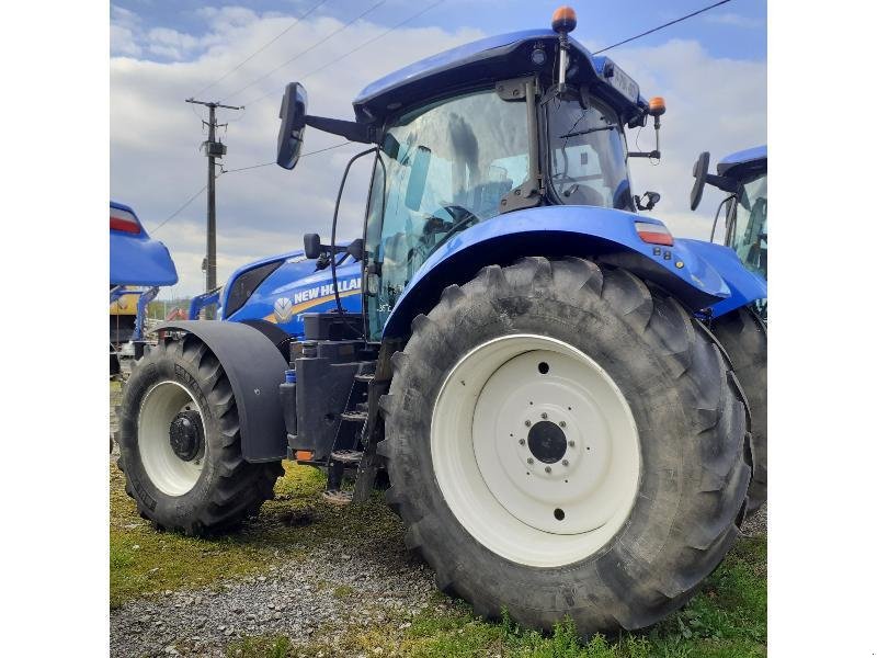 Traktor typu New Holland T7.225 AUT, Gebrauchtmaschine w HERLIN LE SEC (Zdjęcie 3)