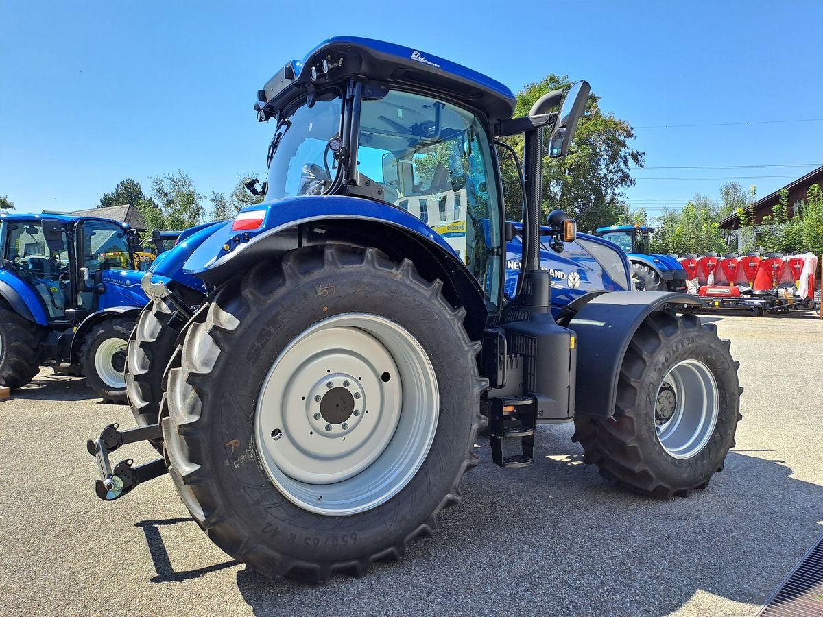 Traktor typu New Holland T7.225 Auto Command SideWinder II (Stage V), Neumaschine v Burgkirchen (Obrázek 8)