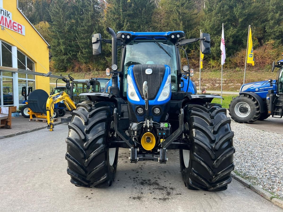 Traktor des Typs New Holland T7.225 Auto Command SideWinder II (Stage V), Gebrauchtmaschine in Burgkirchen (Bild 7)