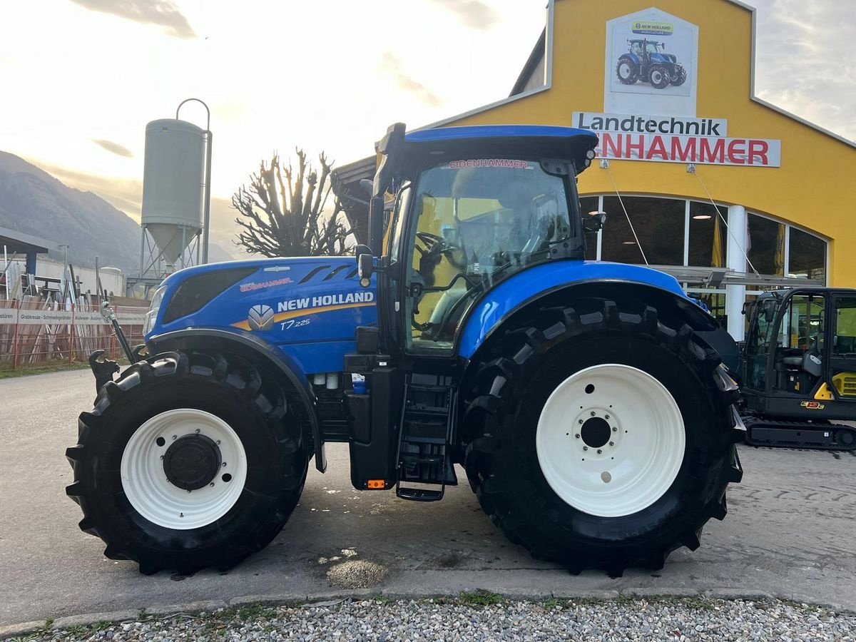 Traktor Türe ait New Holland T7.225 Auto Command SideWinder II (Stage V), Gebrauchtmaschine içinde Burgkirchen (resim 5)