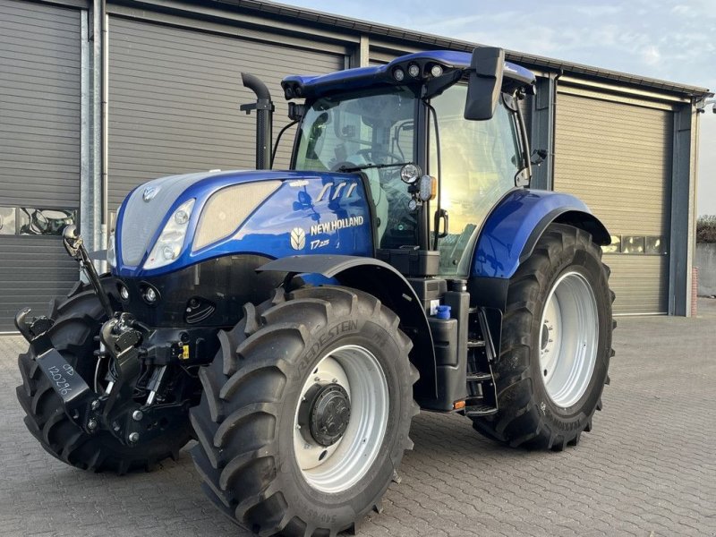 Traktor of the type New Holland T7.225, Gebrauchtmaschine in Hapert