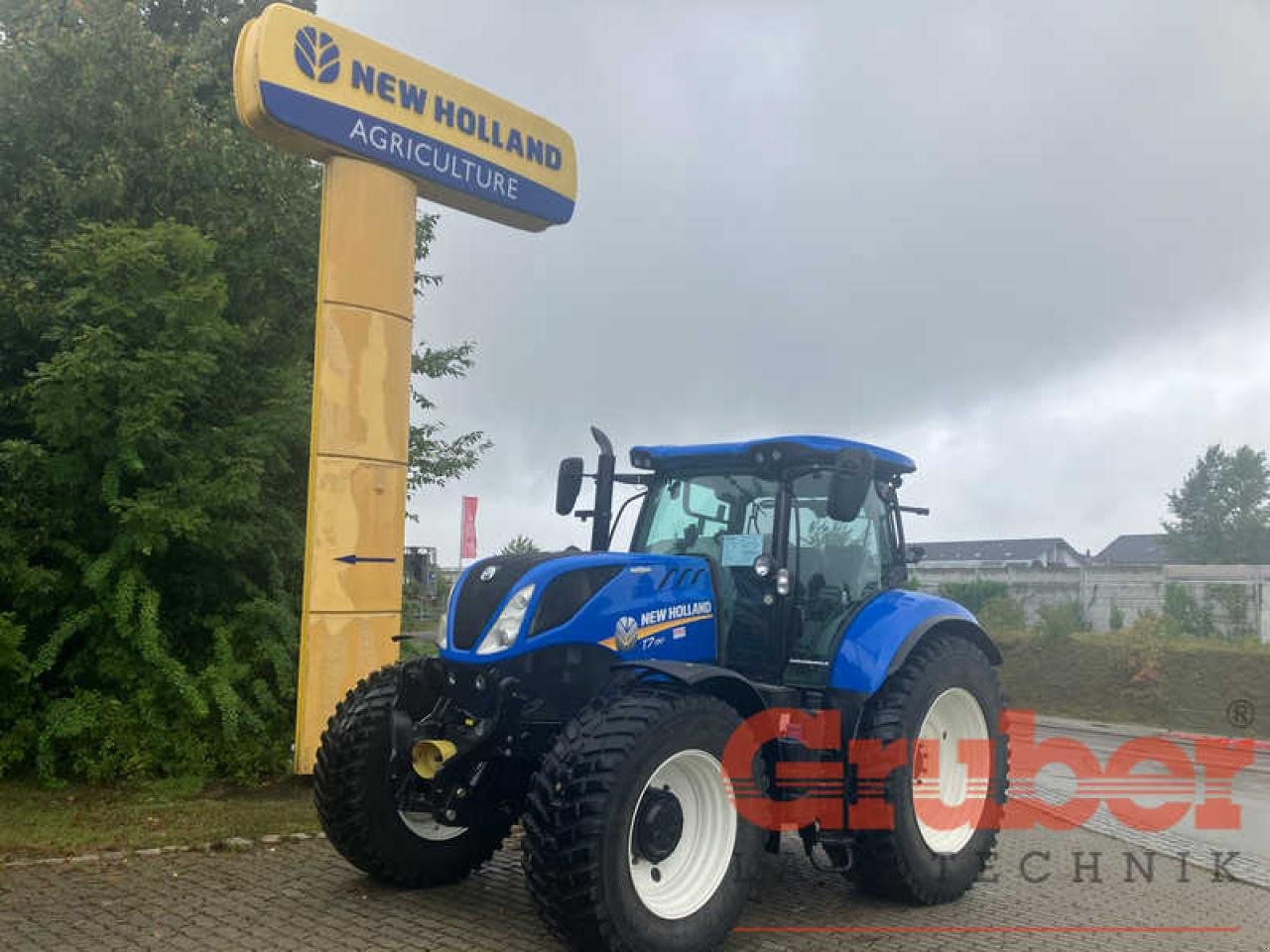 Traktor типа New Holland T7.225AC MY15, Gebrauchtmaschine в Ampfing (Фотография 2)