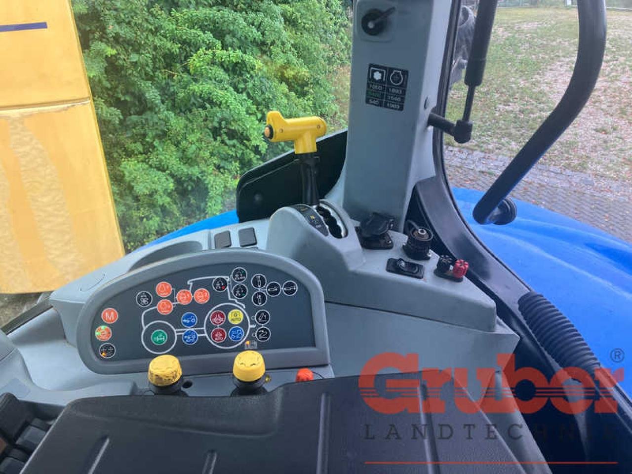 Traktor del tipo New Holland T7.225AC MY15, Gebrauchtmaschine In Ampfing (Immagine 10)