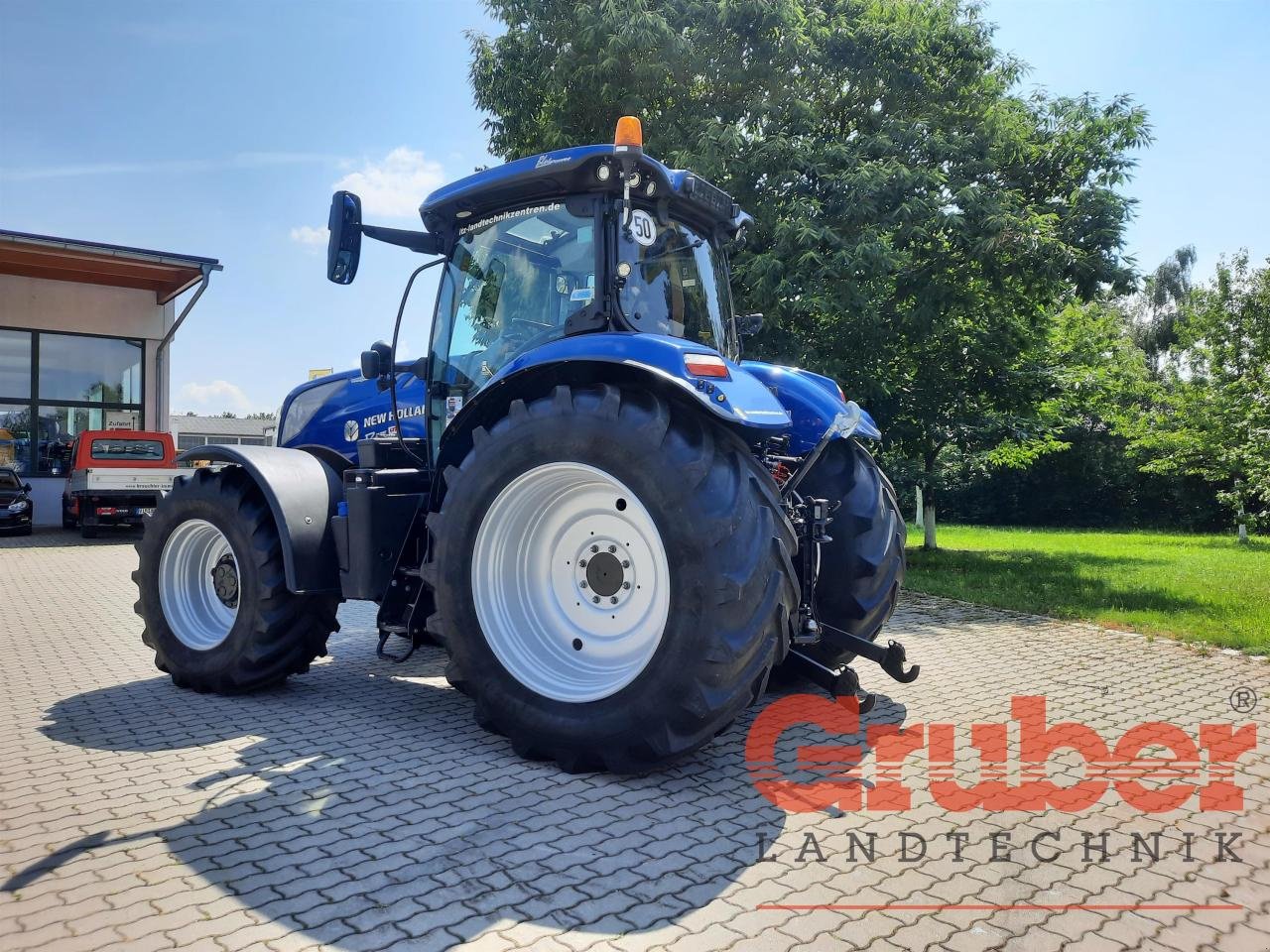 Traktor des Typs New Holland T7.225AC MY18, Gebrauchtmaschine in Ampfing (Bild 5)