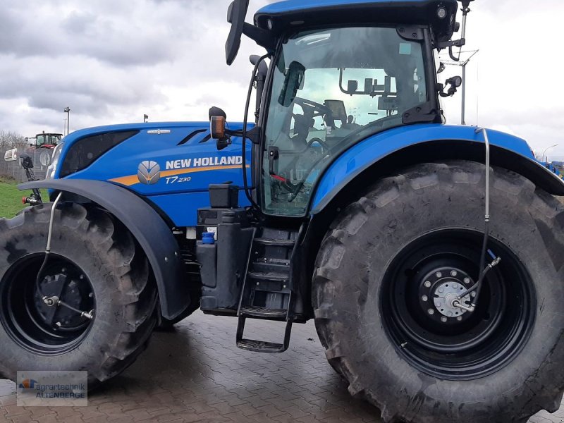 Traktor des Typs New Holland T7.230 AC mit RTK, Gebrauchtmaschine in Altenberge