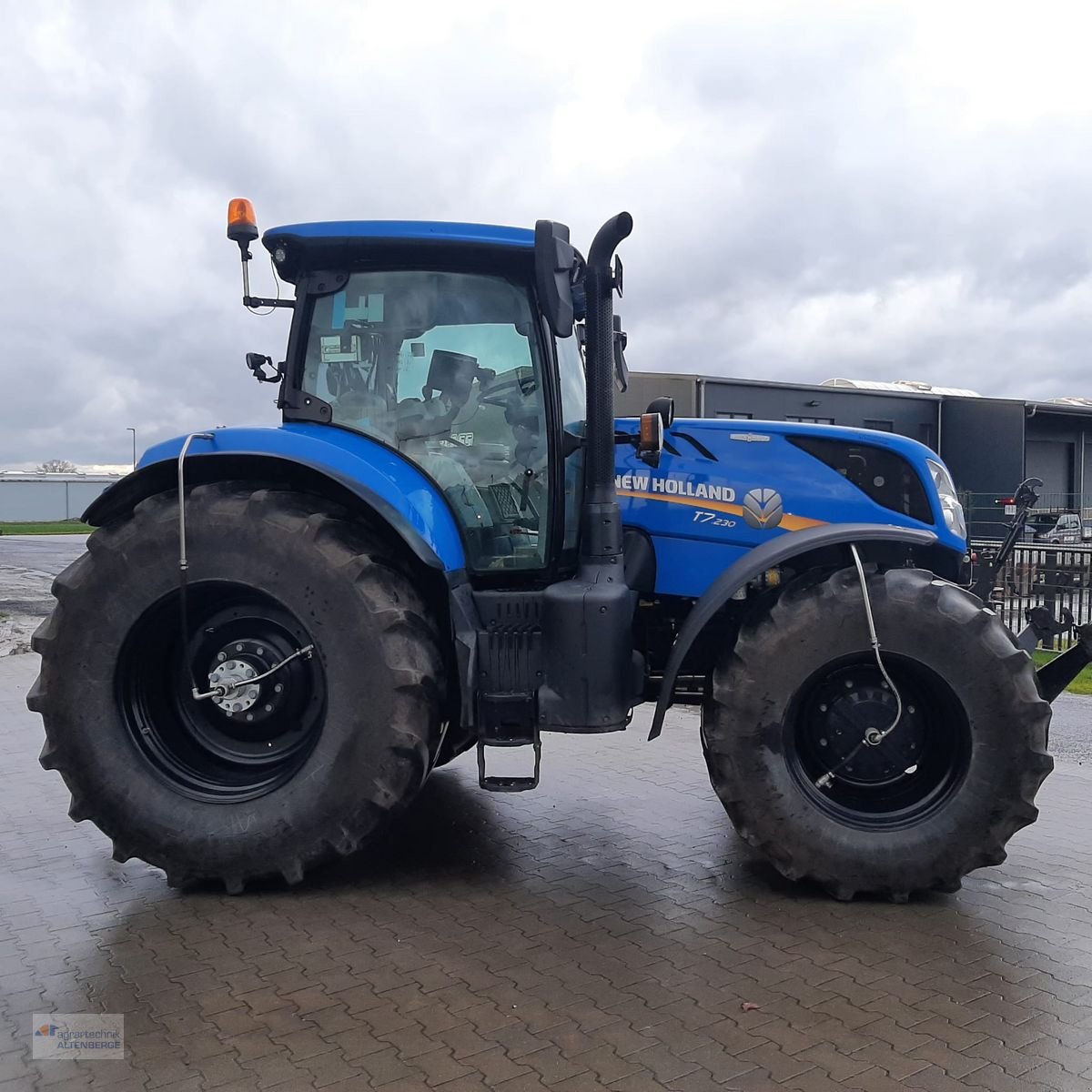 Traktor des Typs New Holland T7.230 AC mit RTK, Gebrauchtmaschine in Altenberge (Bild 2)