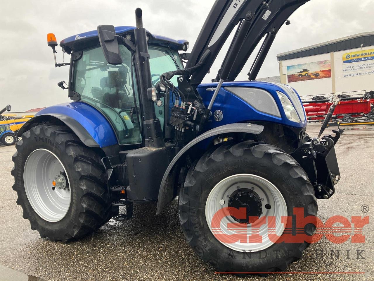 Traktor Türe ait New Holland T7.230 AC StageV, Gebrauchtmaschine içinde Ampfing (resim 4)