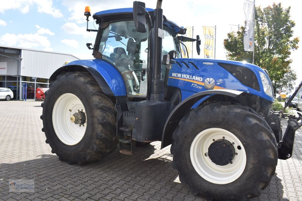 Traktor van het type New Holland T7.230 AC, Gebrauchtmaschine in Altenberge (Foto 4)