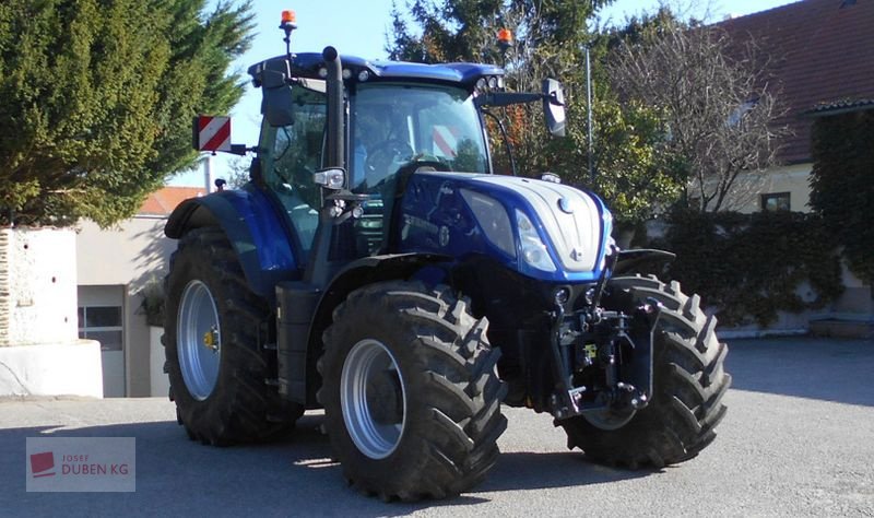 Traktor des Typs New Holland T7.230 Auto Command SideWinder II (Stage V), Vorführmaschine in Ziersdorf (Bild 1)