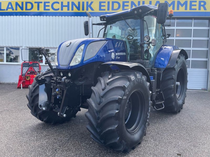 Traktor van het type New Holland T7.230 Klassisch, Gebrauchtmaschine in Burgkirchen