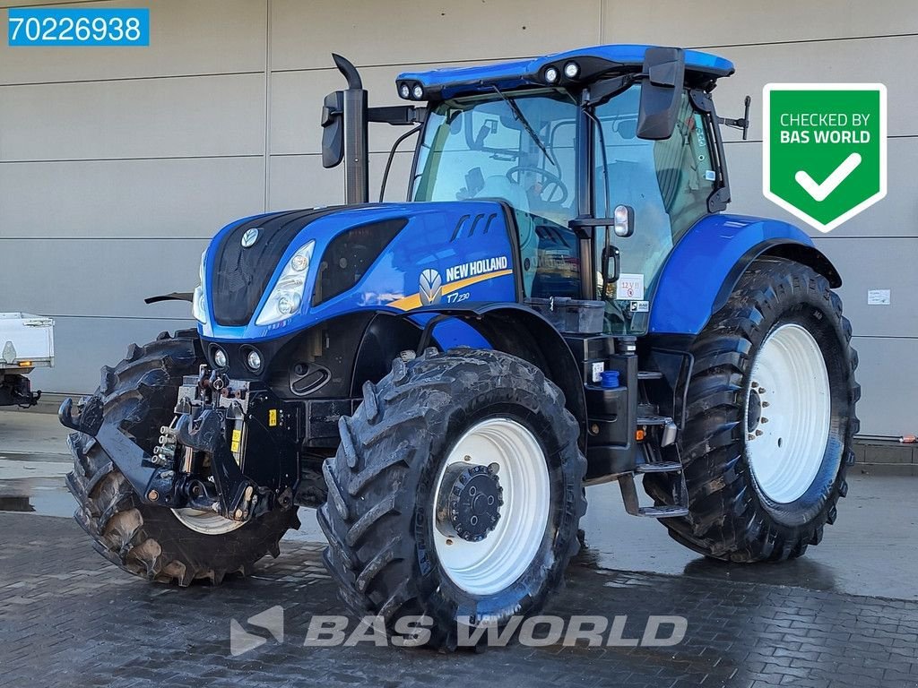 Traktor a típus New Holland T7.230 PC 4X4 SIDEWINDER, Gebrauchtmaschine ekkor: Veghel (Kép 1)