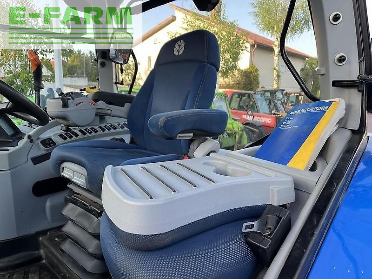 Traktor van het type New Holland t7.230 power command, Gebrauchtmaschine in DAMAS?AWEK (Foto 17)