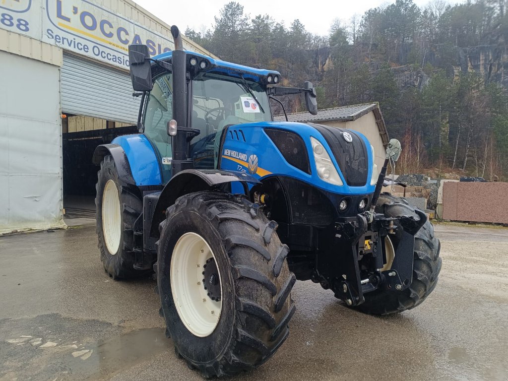 Traktor du type New Holland T7.230 SW N°16, Gebrauchtmaschine en Lérouville (Photo 2)