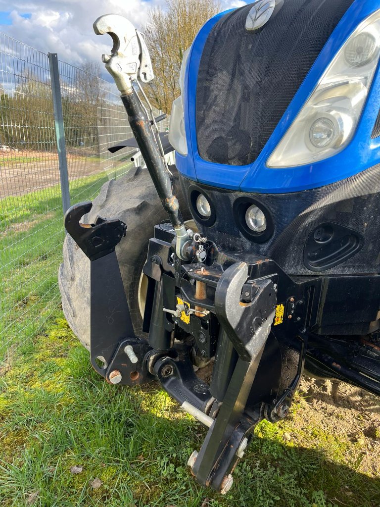 Traktor du type New Holland T7.230 SW  N°21, Gebrauchtmaschine en Roches-sur-Marne (Photo 5)