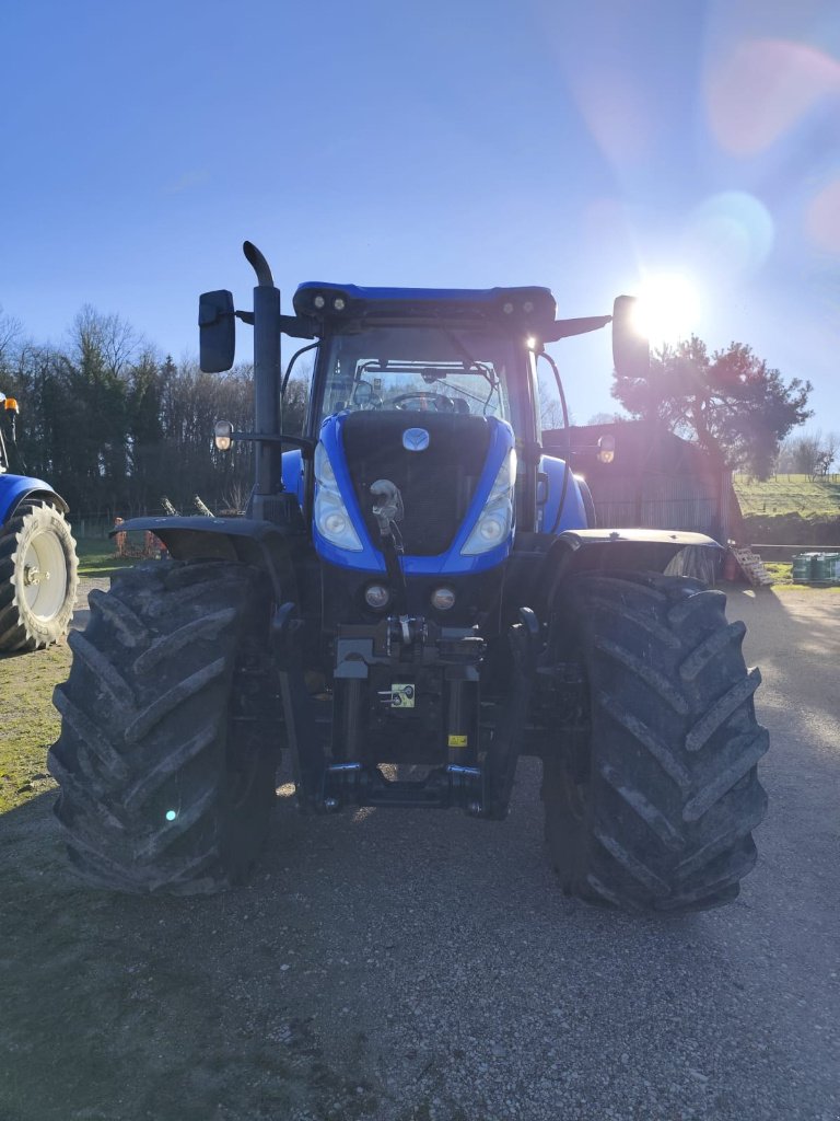 Traktor za tip New Holland T7.230 SW, Gebrauchtmaschine u Roches-sur-Marne (Slika 8)