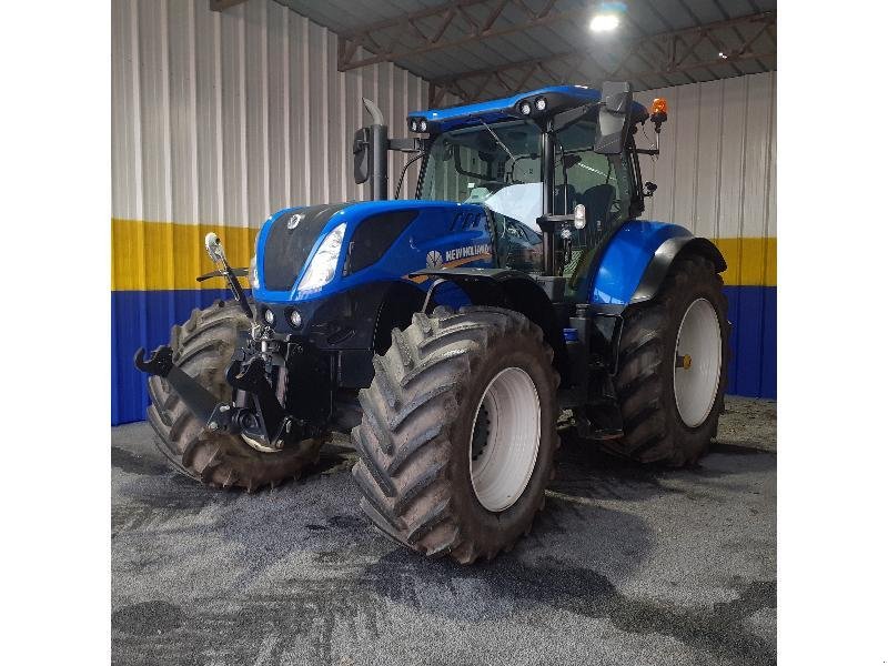 Traktor des Typs New Holland T7.230, Gebrauchtmaschine in HERLIN LE SEC (Bild 1)