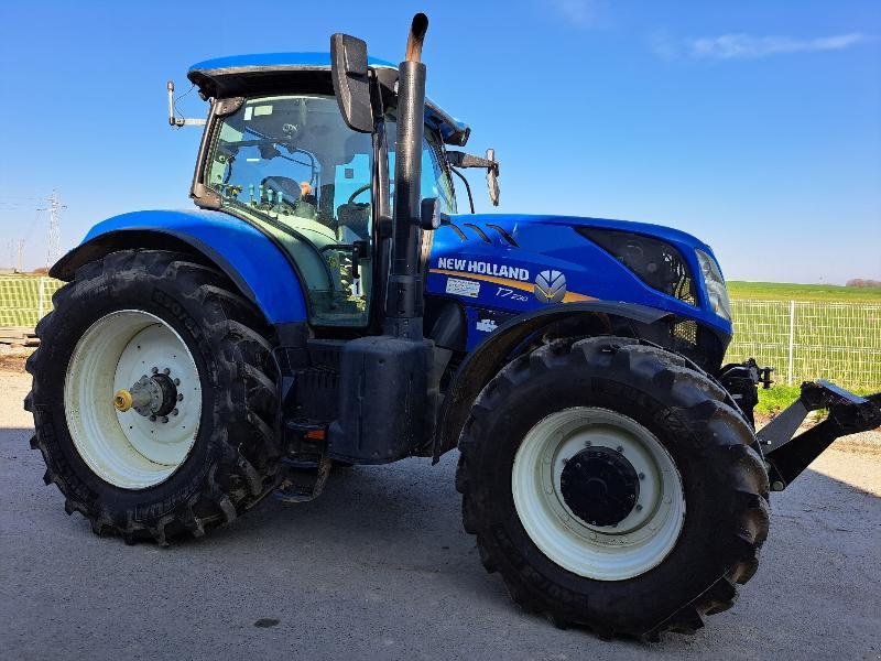 Traktor του τύπου New Holland T7.230, Gebrauchtmaschine σε VERDUN (Φωτογραφία 2)