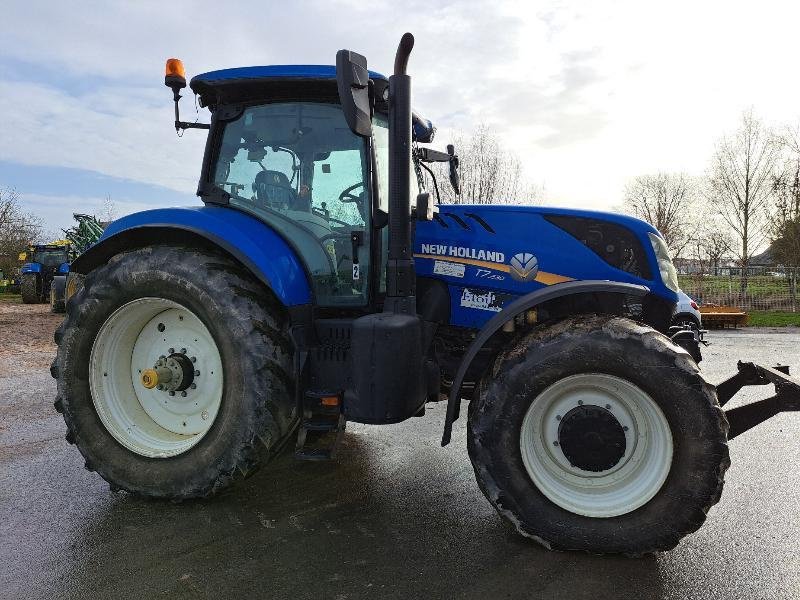 Traktor Türe ait New Holland T7.230, Gebrauchtmaschine içinde VERDUN (resim 3)