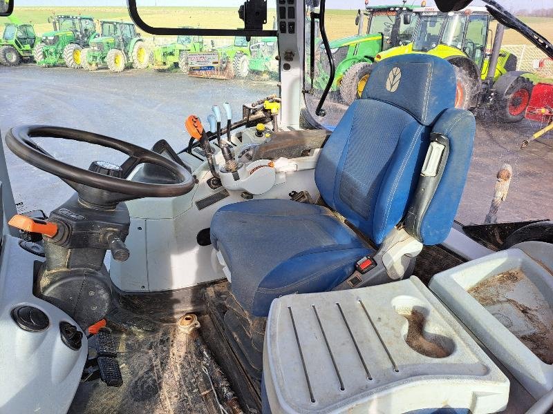 Traktor des Typs New Holland T7.230, Gebrauchtmaschine in VERDUN (Bild 10)