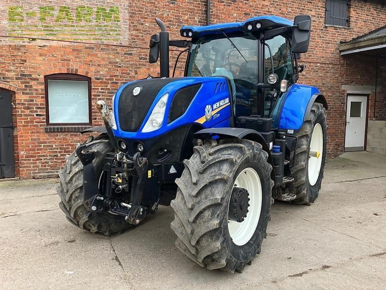 Traktor van het type New Holland t7.230, Gebrauchtmaschine in SHREWSBURRY (Foto 2)