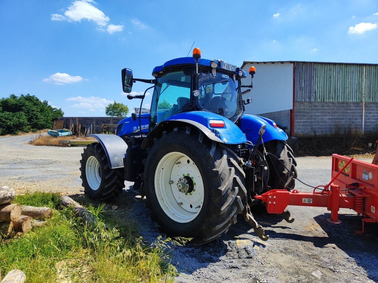 Traktor van het type New Holland T7.235 AC, Gebrauchtmaschine in Chauvoncourt (Foto 3)