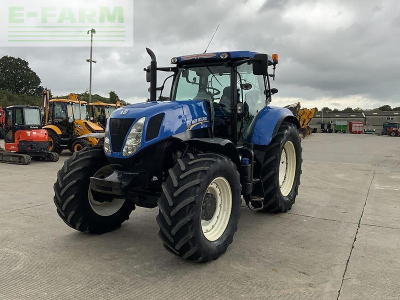 Traktor of the type New Holland t7.235 tractor (st21155), Gebrauchtmaschine in SHAFTESBURY (Picture 3)