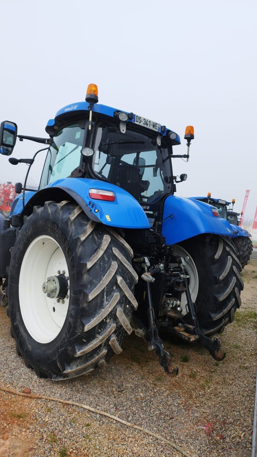 Traktor του τύπου New Holland T7.235AC, Gebrauchtmaschine σε Le Horps (Φωτογραφία 7)