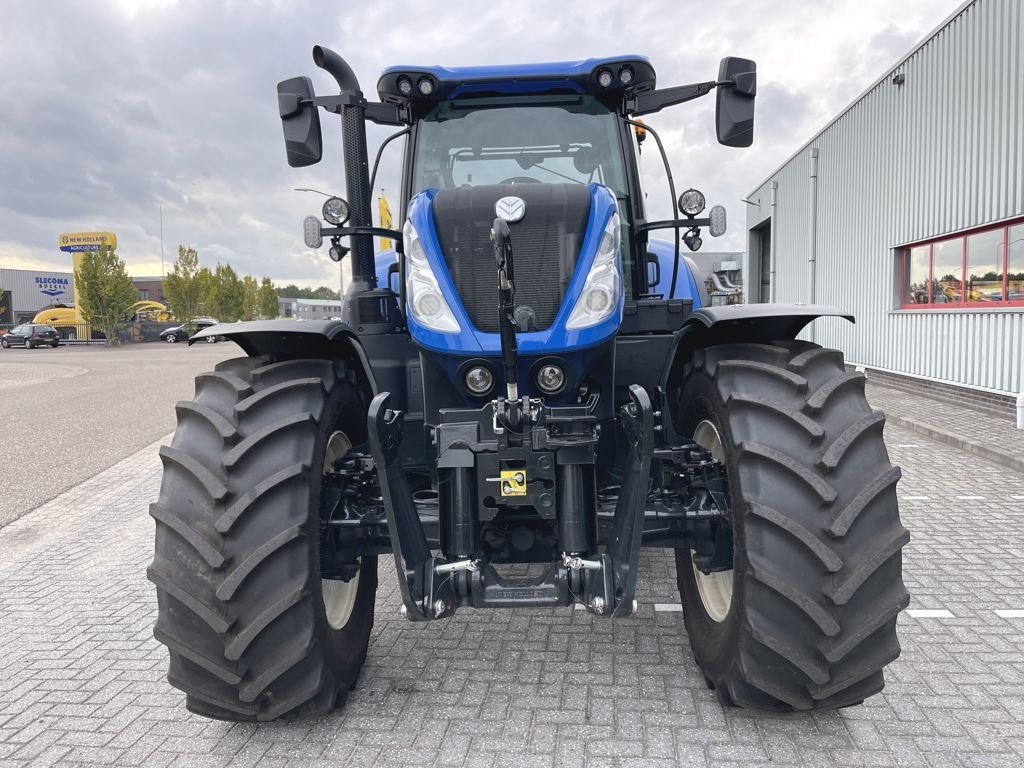 Traktor типа New Holland T7.245 AC stage V Fronthef, Gebrauchtmaschine в BOEKEL (Фотография 11)