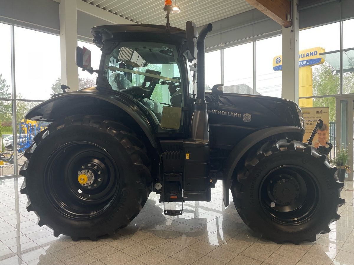 Traktor tip New Holland T7.245 Auto Command SideWinder II (Stage V), Vorführmaschine in Burgkirchen (Poză 7)