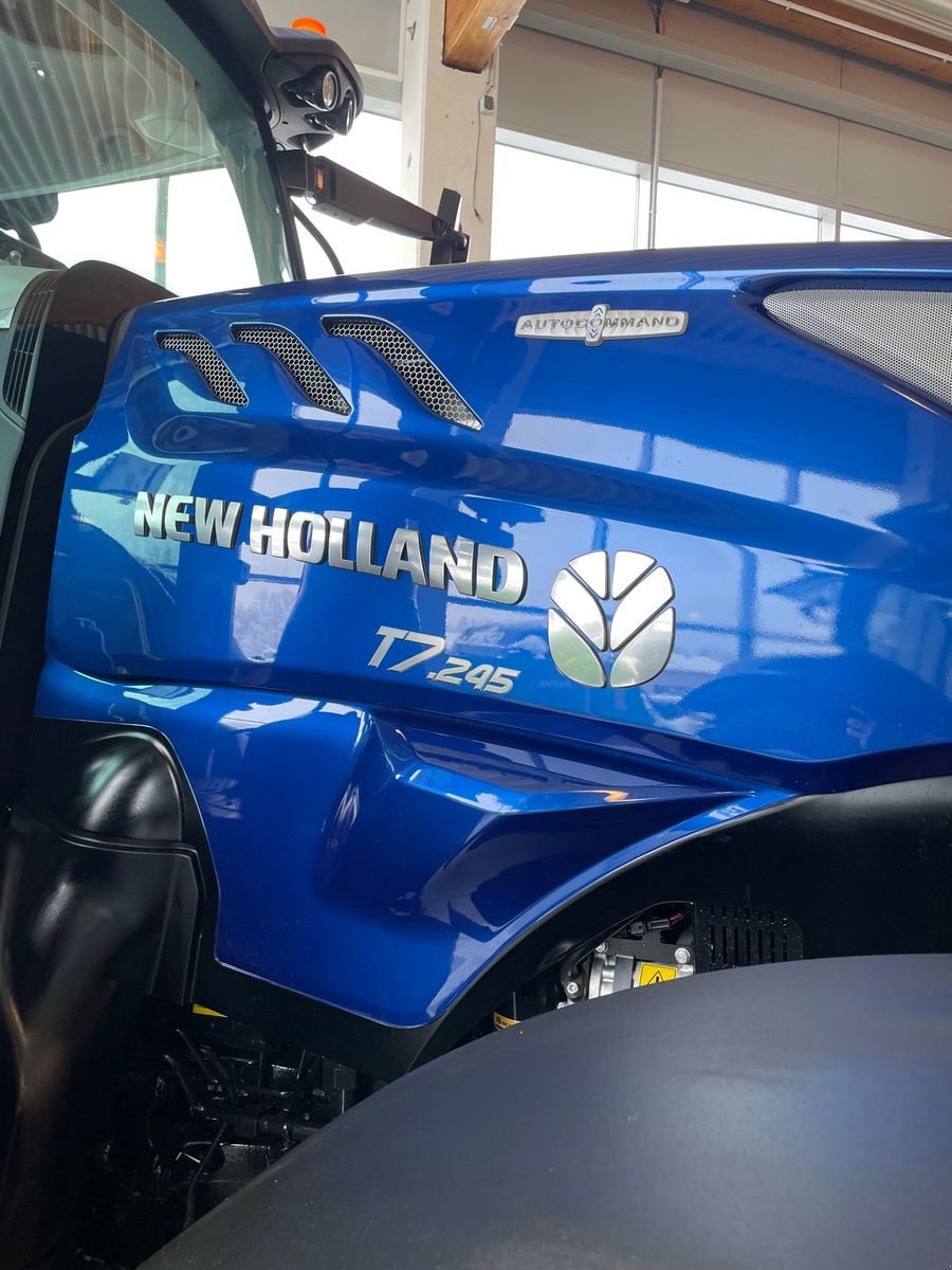 Traktor typu New Holland T7.245 Auto Command SideWinder II (Stage V), Vorführmaschine v Burgkirchen (Obrázok 12)