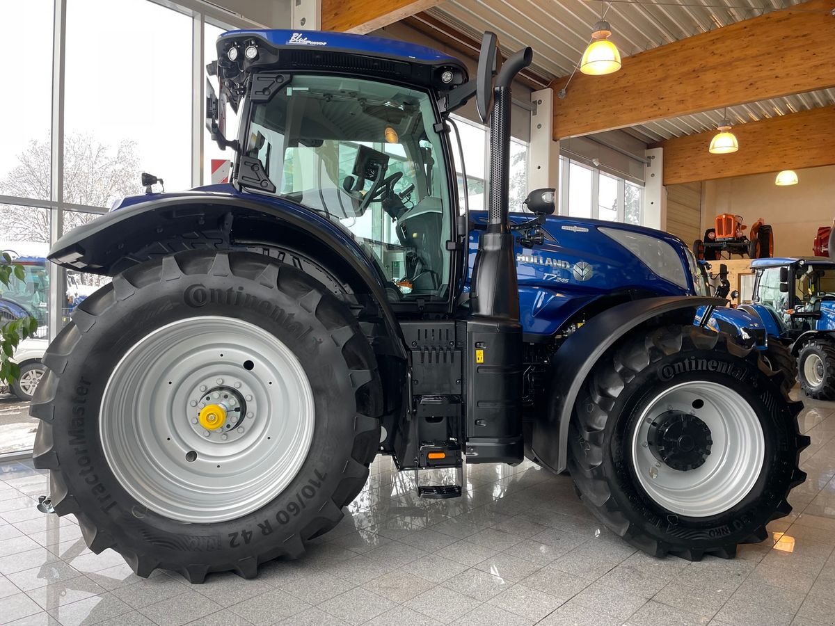 Traktor typu New Holland T7.245 Auto Command SideWinder II (Stage V), Vorführmaschine v Burgkirchen (Obrázok 3)