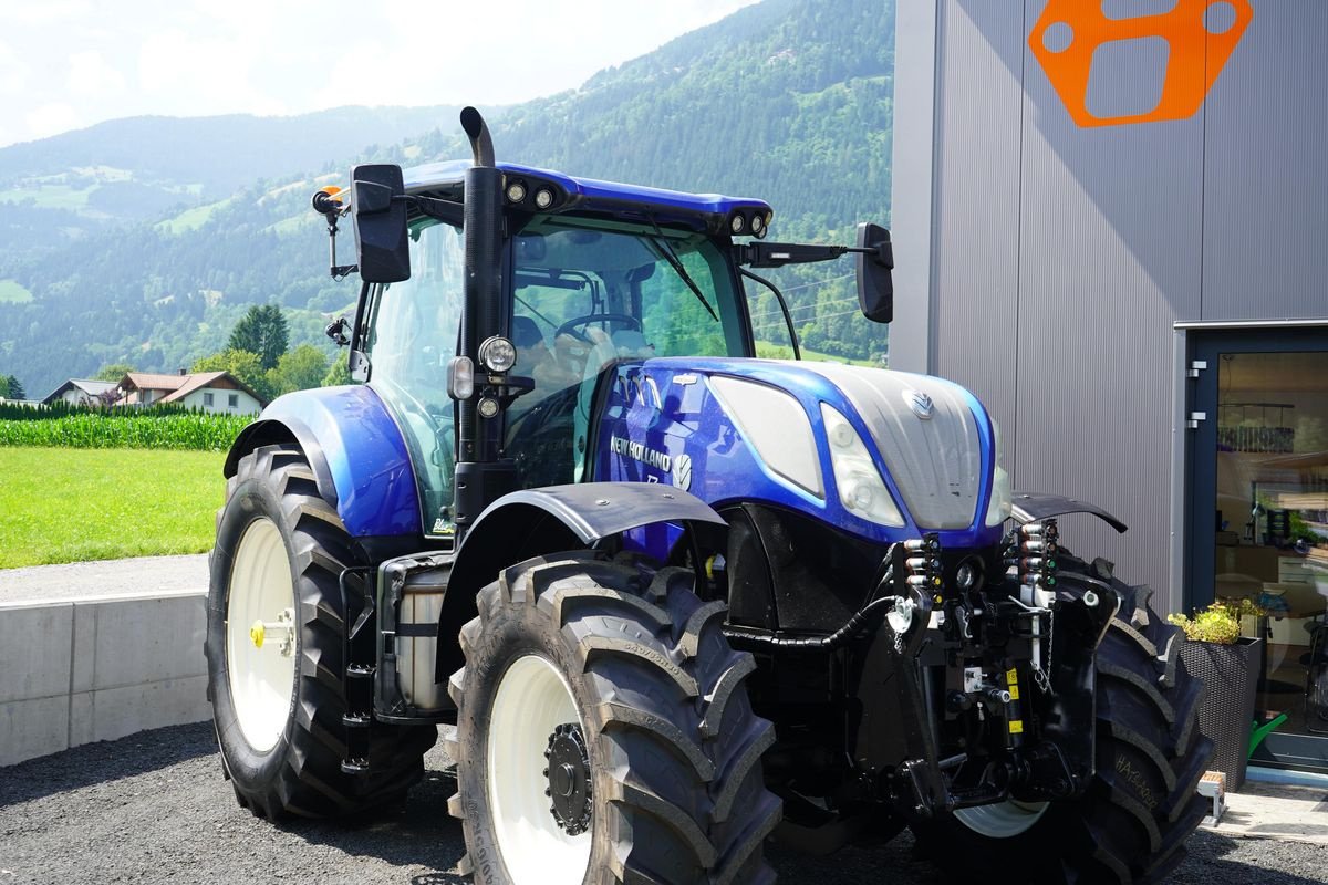 Traktor tip New Holland T7.245 Auto Command SideWinder II (Stage V), Gebrauchtmaschine in Greifenburg (Poză 4)