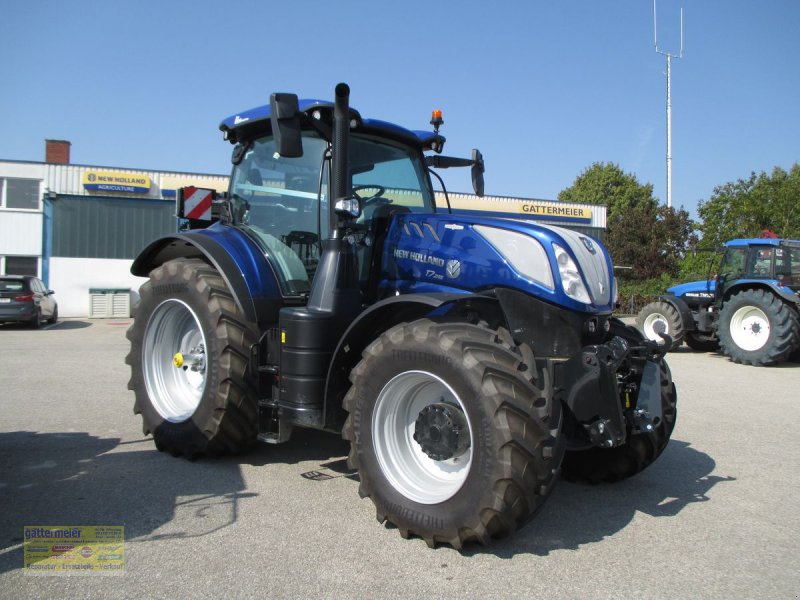 Traktor of the type New Holland T7.245 Auto Command SideWinder II (Stage V), Gebrauchtmaschine in Eferding