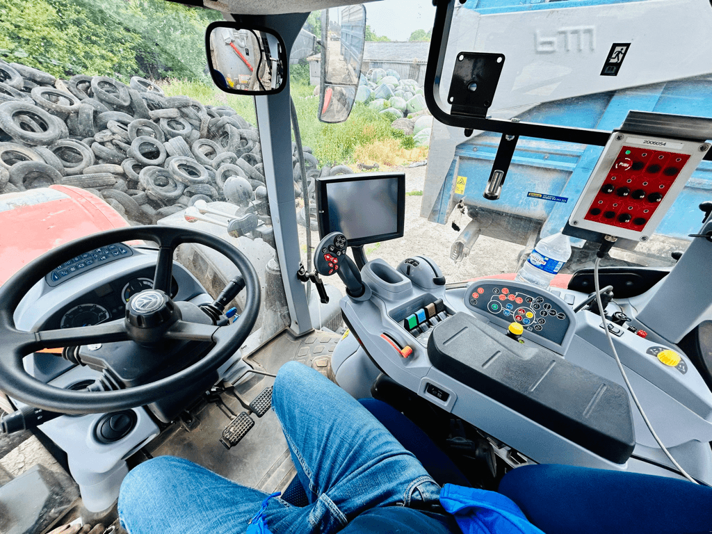 Traktor del tipo New Holland T7.245 PC SWII S5, Gebrauchtmaschine en CONDE SUR VIRE (Imagen 4)